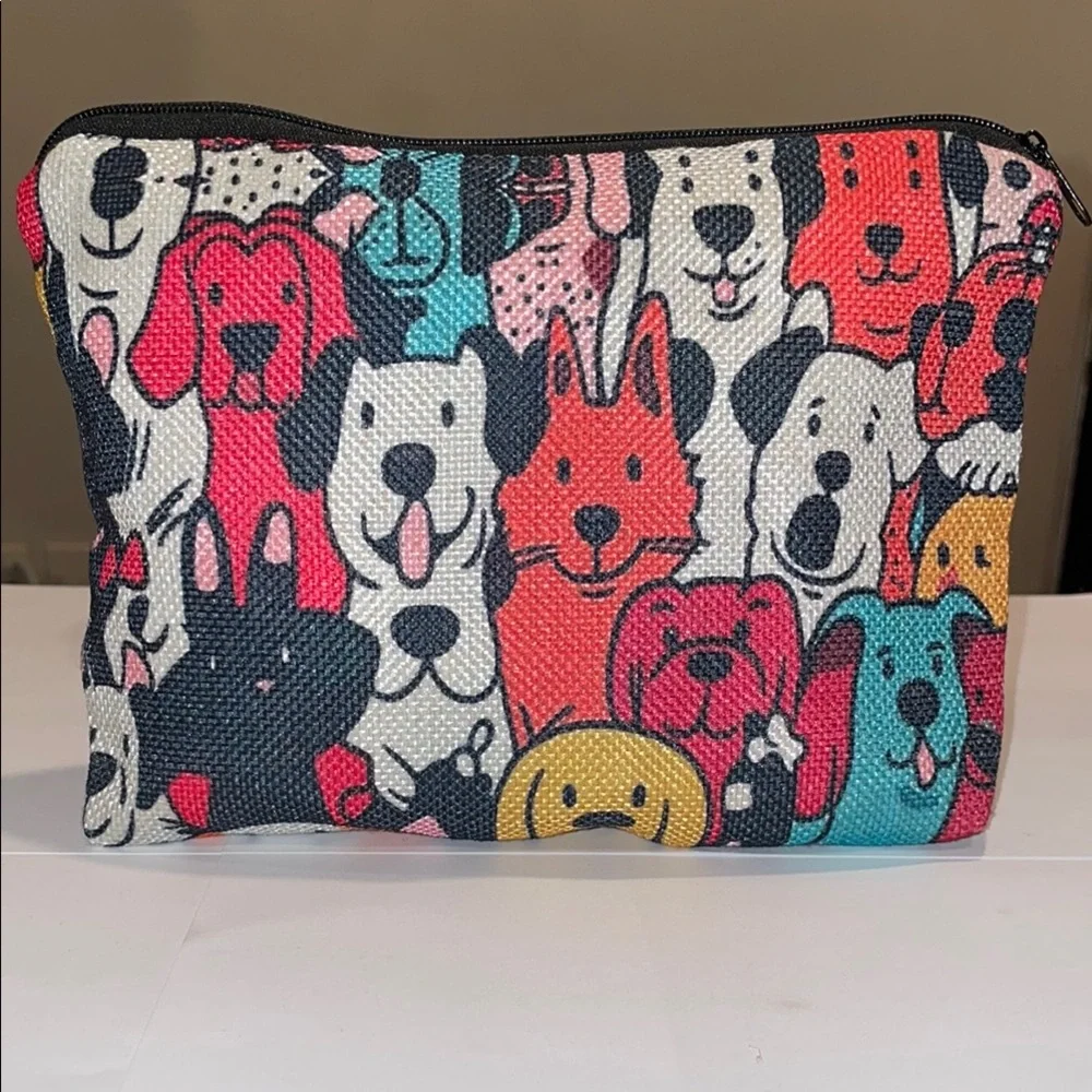 Source Unknown vibrant pouch